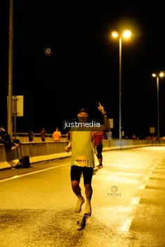 Runner Photo 3041247