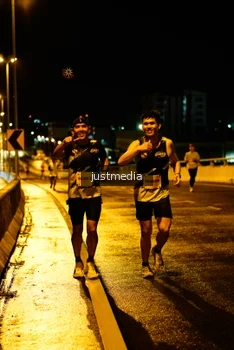 Runner Photo 3041299
