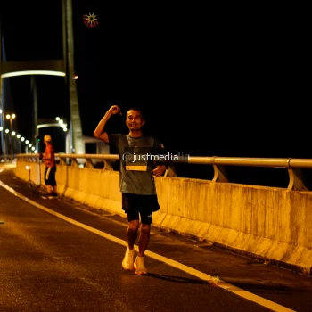 Runner Photo 3041348