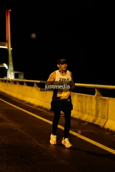 Runner Photo 3041446