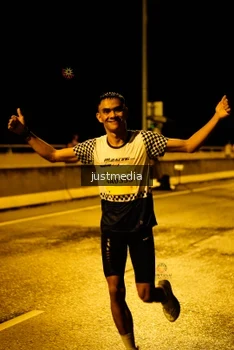 Runner Photo 3041588