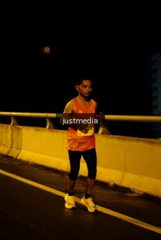 Runner Photo 3041670