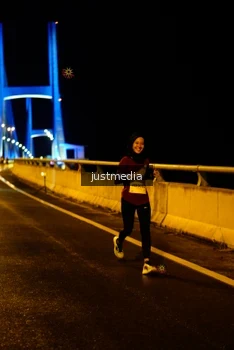 Runner Photo 3041680