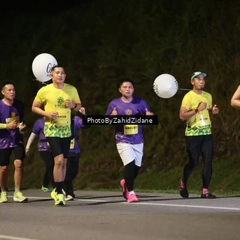 Runner Photo 3045363