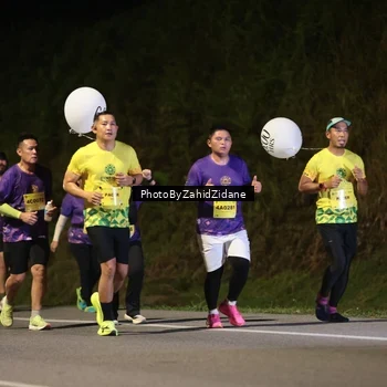 Runner Photo 3045366
