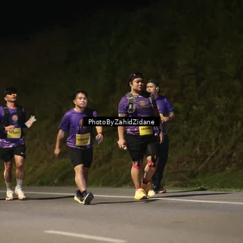 Runner Photo 3046030