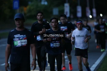 Runner Photo 30495