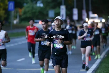 Runner Photo 30504