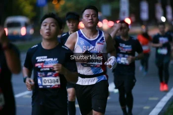 Runner Photo 30536