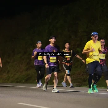 Runner Photo 3053875