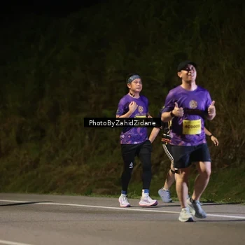 Runner Photo 3053917