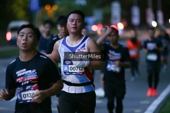 Runner Photo 30542