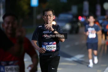 Runner Photo 30569