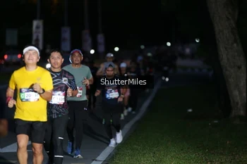 Runner Photo 30608