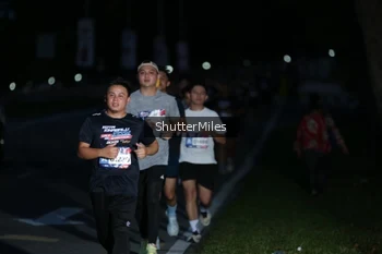 Runner Photo 30642