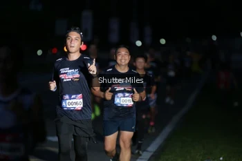 Runner Photo 30650
