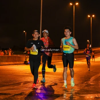 Runner Photo 3066512