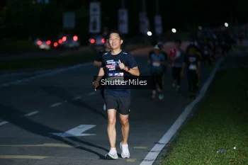 Runner Photo 30678