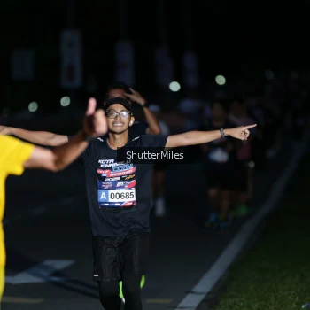 Runner Photo 30695