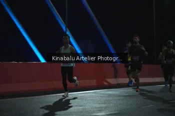 Runner Photo 3072689
