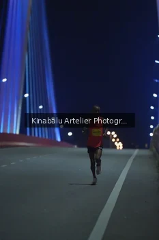 Runner Photo 3074846