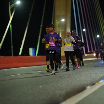 Runner Photo 3075543