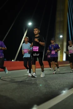 Runner Photo 3076344