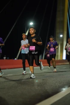 Runner Photo 3076357