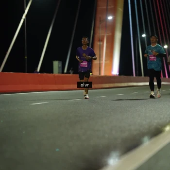 Runner Photo 3076459