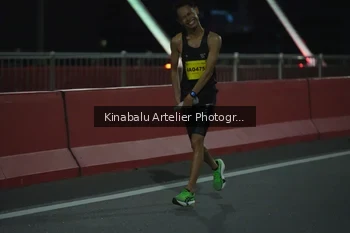 Runner Photo 3077970