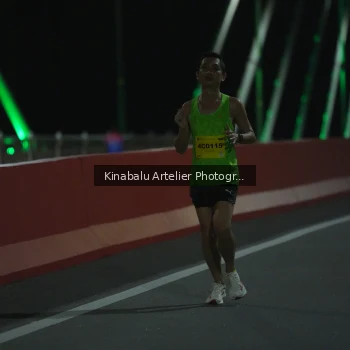 Runner Photo 3078824