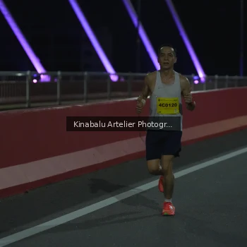 Runner Photo 3078880