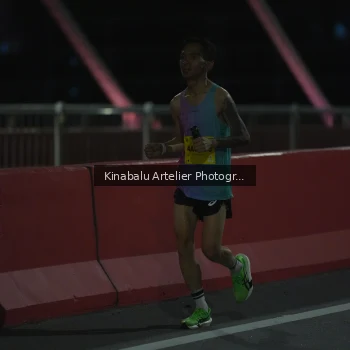 Runner Photo 3079003