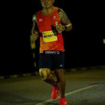 Runner Photo 3080042