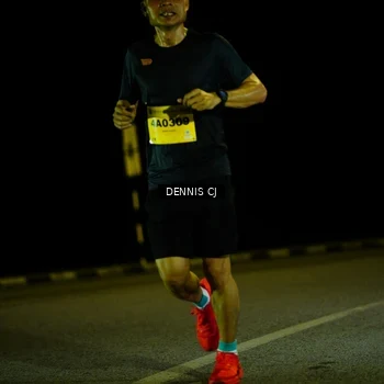 Runner Photo 3080060