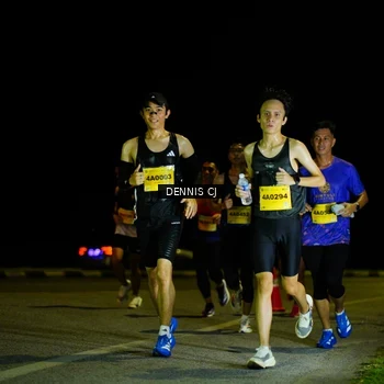 Runner Photo 3080105