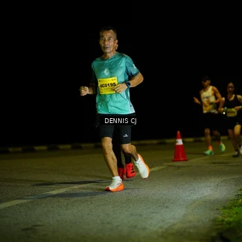 Runner Photo 3080853