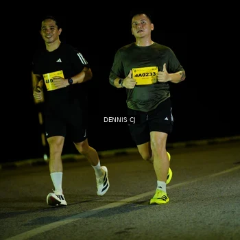 Runner Photo 3081000