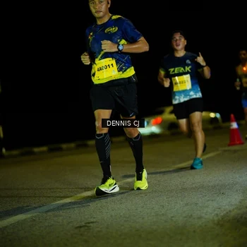 Runner Photo 3081010