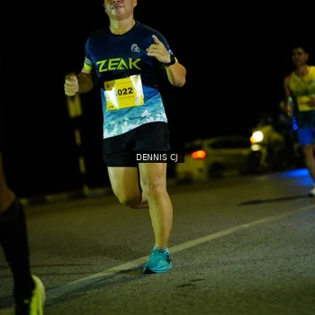 Runner Photo 3081023