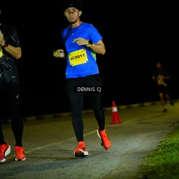 Runner Photo 3081128