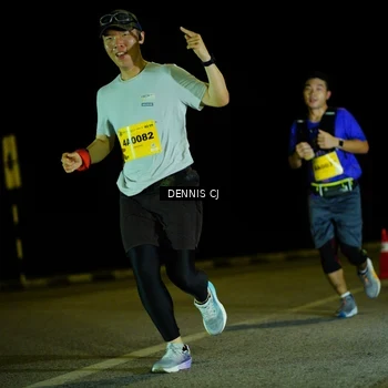 Runner Photo 3081165