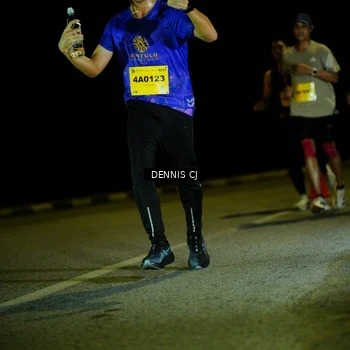 Runner Photo 3081494