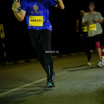 Runner Photo 3081500