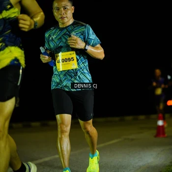 Runner Photo 3081875