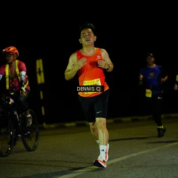 Runner Photo 3082056