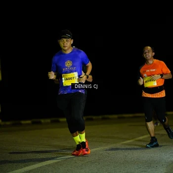 Runner Photo 3082144