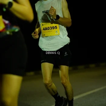 Runner Photo 3082219