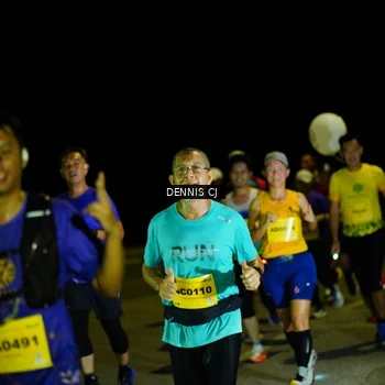 Runner Photo 3082363