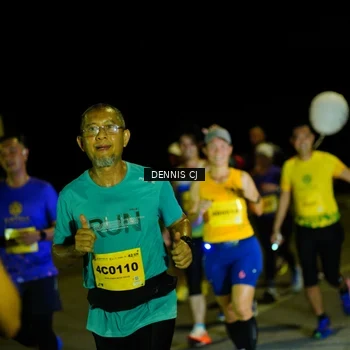 Runner Photo 3082366